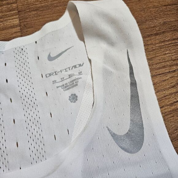 Nike Aeroswift Chicago Marathon 2023 Racing Singlet Tank Dri-Fit ADV Men's XS LE - Picture 9 of 10